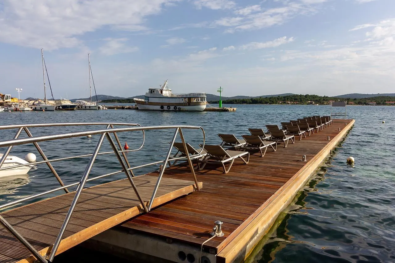 Torretta Palace Hotel Turanj